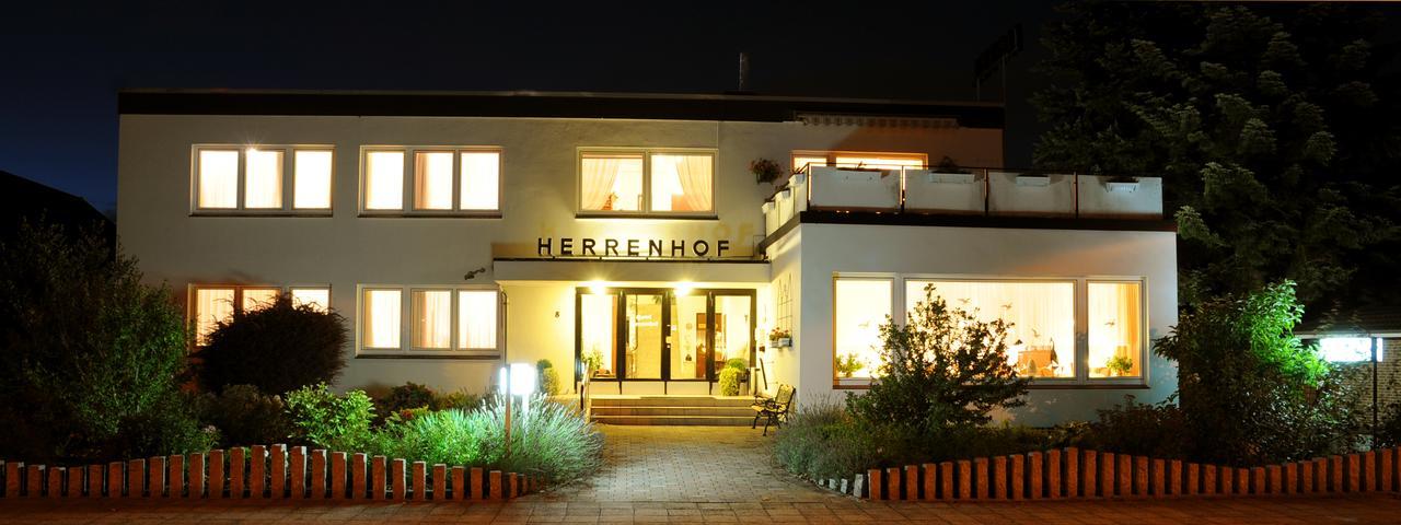 Hotel Herrenhof Lubecca Esterno foto